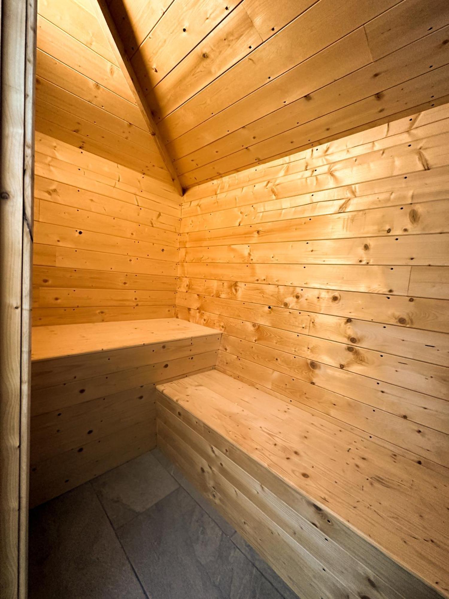 Romantic Accommodation - Hottub & Sauna Альмохия Экстерьер фото